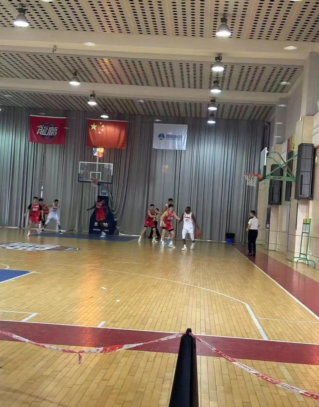 平博体育-从山东男篮回应争议备战法国杯到冲刺阶段广东宏远迎来里程碑，窗口期广东宏远备战欧超杯(广东男篮收好消息)